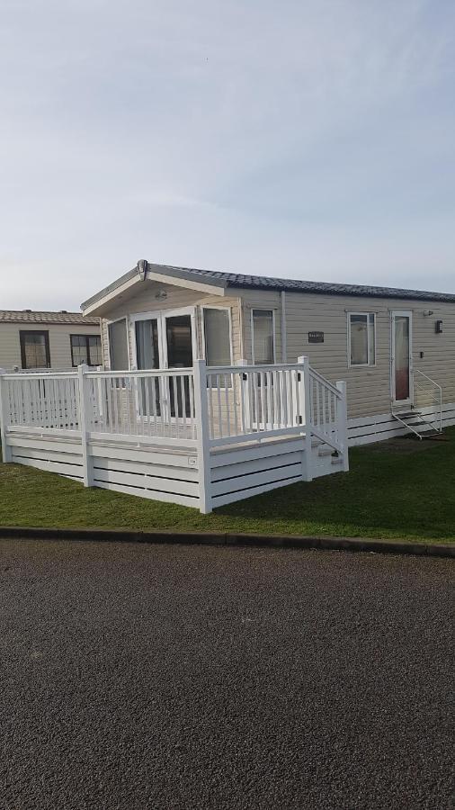 Rick'S Retreat Static Caravan Near The Beach With Free Wifi Лоссімут Екстер'єр фото