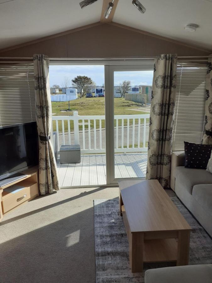 Rick'S Retreat Static Caravan Near The Beach With Free Wifi Лоссімут Екстер'єр фото